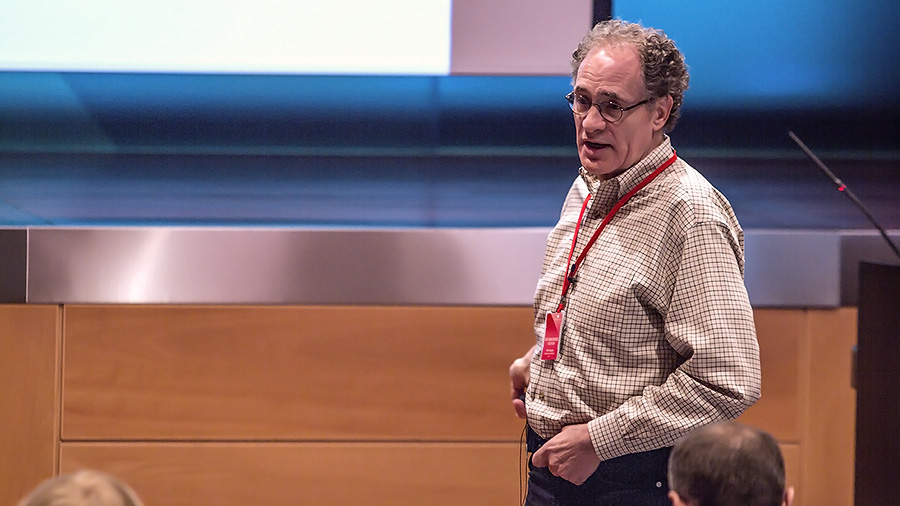 Larry Christiano Picture of Larry Christiano at a conference in Norges Bank